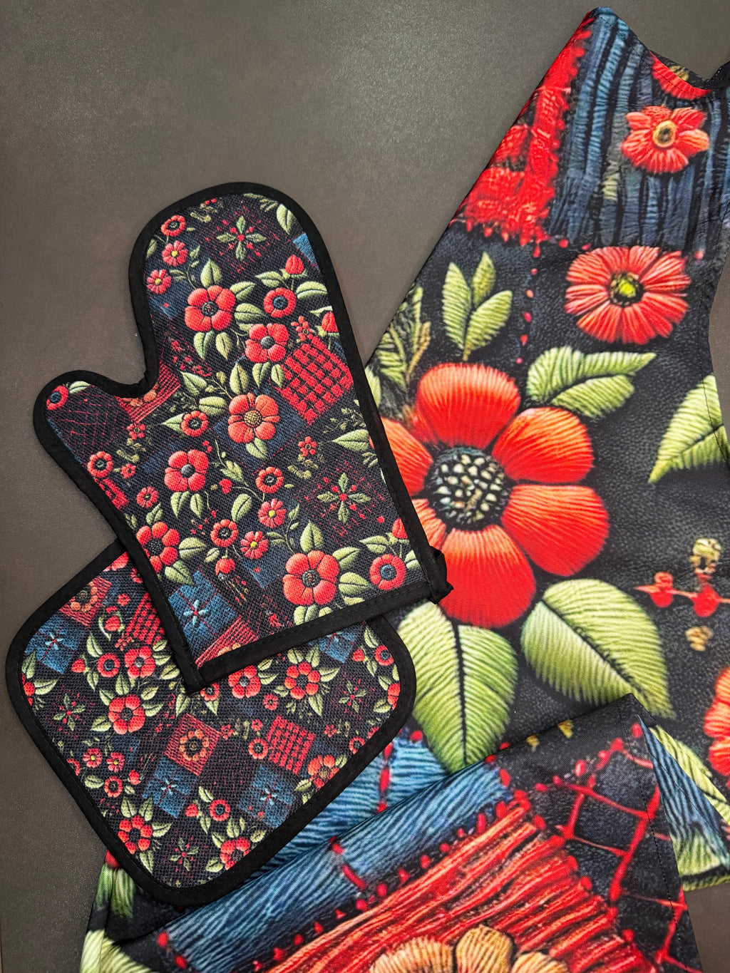Apron/oven mitts set “Floral”